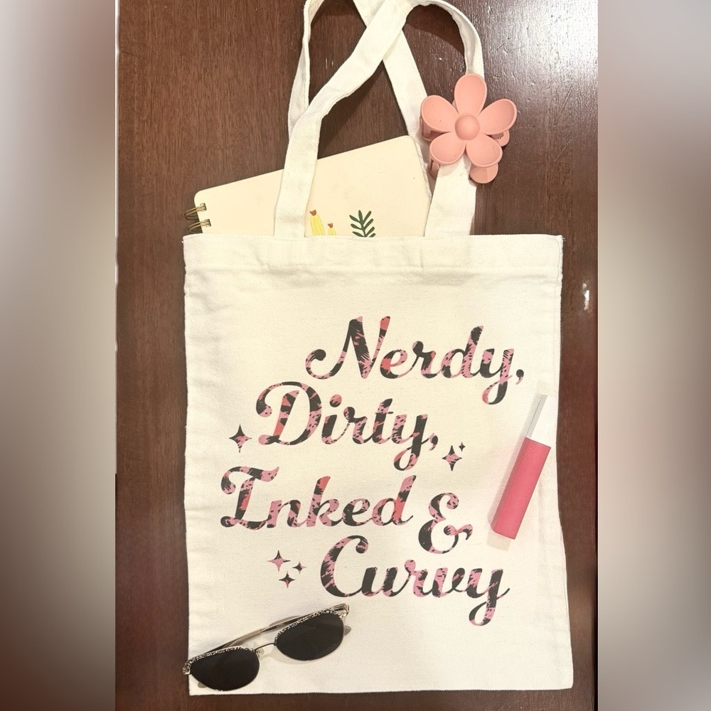 Handcrafted Curvy Girl Tote Bag - Cream